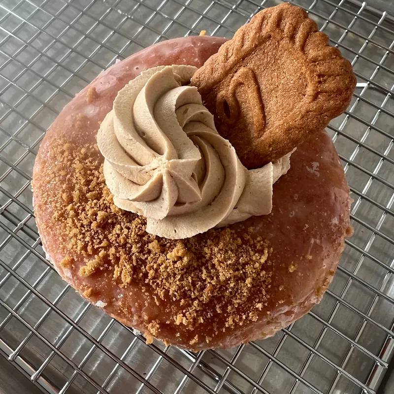 Biscoff brioche ring donut with buttercream and crumble
